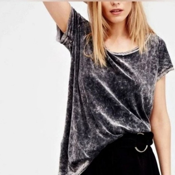 FREE PEOPLE Womens 'Doran' Washed Velvet Top in Black size XS OVERSIZED - Picture 1 of 8